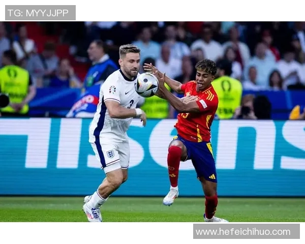 2004年世界足球球星实力排名全面解析与经典球员表现回顾