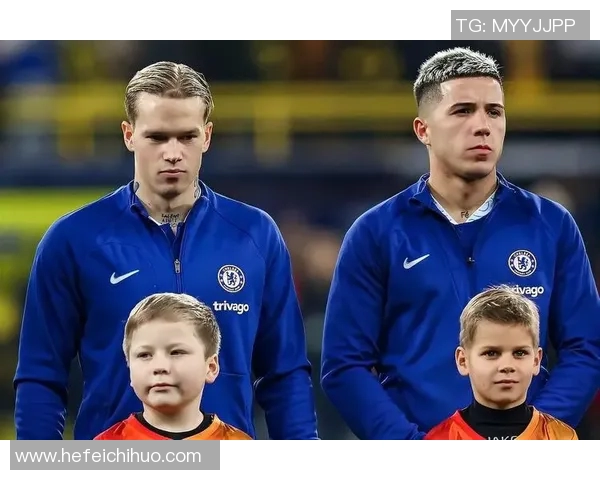 足球史上十大最具争议黑榜球星排名及其引发的风波解析