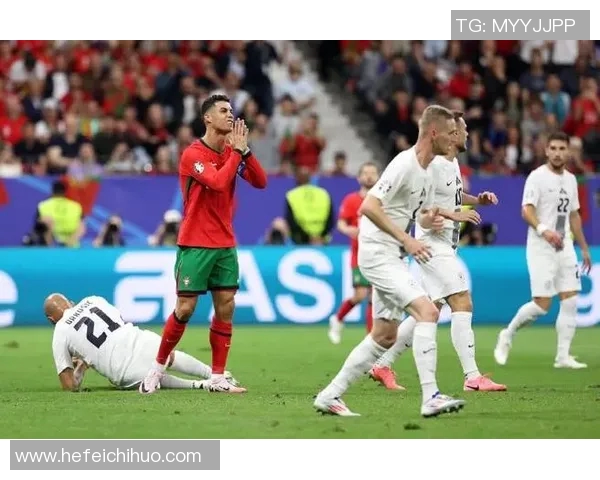 足球巨星齐聚共饮举杯欢庆绿茵情谊洋溢激情时刻