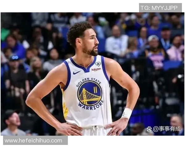 足球球星训练秘籍揭秘:从汗水到荣耀的背后故事与技巧提升 足球球星训练秘籍揭秘:从汗水到荣耀的背后故事与技巧提升