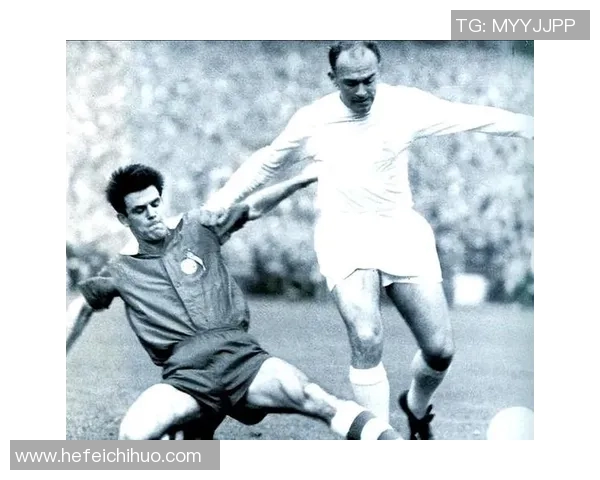 传奇球星足球瞬间定格 他们的伟大时刻成就历史足坛辉煌