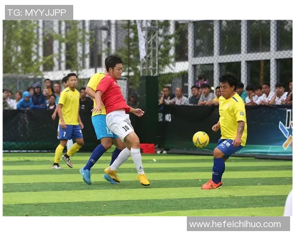 足球巧克力球星的甜蜜梦想:从绿茵场到巧克力世界的传奇之旅 足球巧克力球星的甜蜜梦想:从绿茵场到巧克力世界的传奇之旅